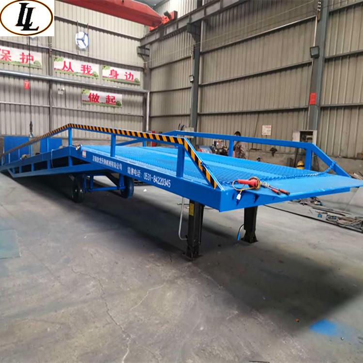 3-5噸叉車(chē)專用移動(dòng)登車(chē)橋